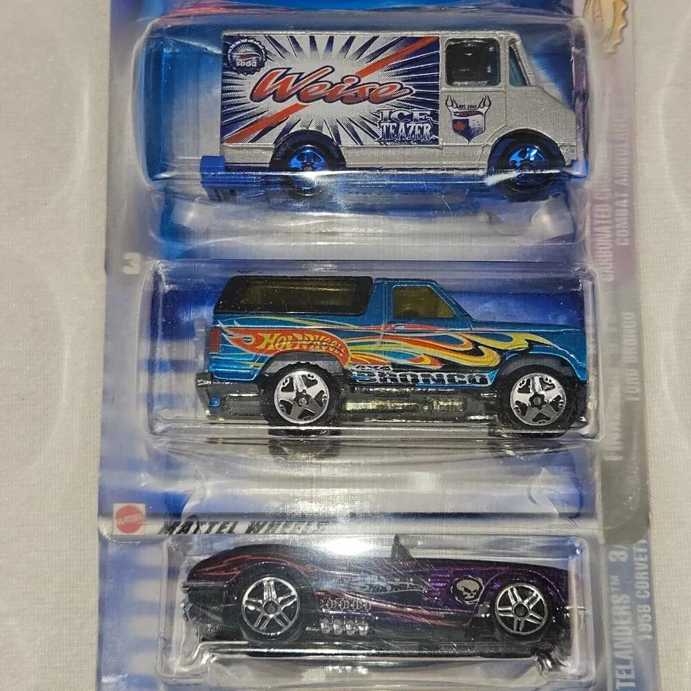 HOT WHEELS 1/64 3-PACK 2003 FINAL RUN FORD BRONCO W/ POSTER-MINT-UNOPENED (K204)